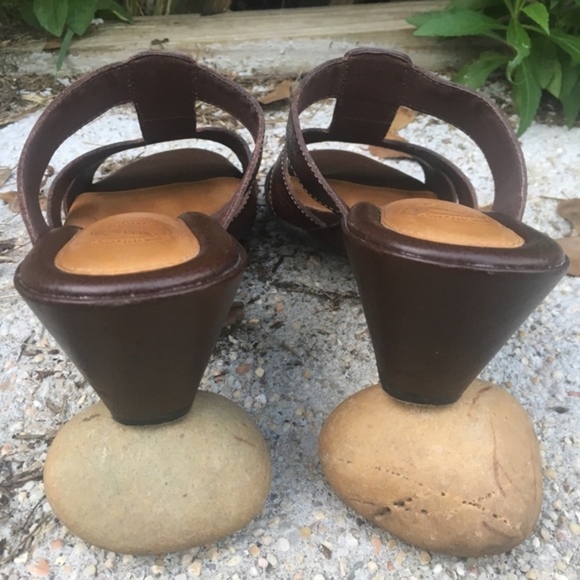 Nurture Brown Leather Wedge Sandals size 9.5 - Picture 4 of 8